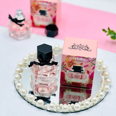عطر ادکلن گوچی فلورا صورتی زنانه شرکتی ویکینگ رایحه گرم و شیرین